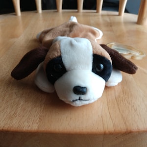 Bernie the St. Bernard ~ 1996 Ty Beanie Baby ! Brand New w/ Heart Protector !!