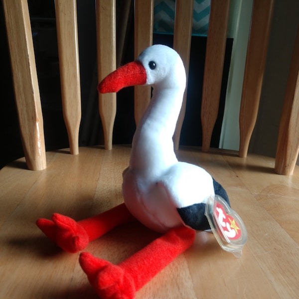 Stilts the Stork ~ 1999 Ty Beanie Baby ! Brand New w/ Heart Protector !!