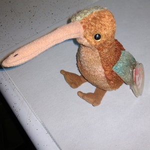 Beak the Ty-Dye Kiwi Bird ~ 1998 Ty Beanie Baby ! Brand New w/ Heart Protector !