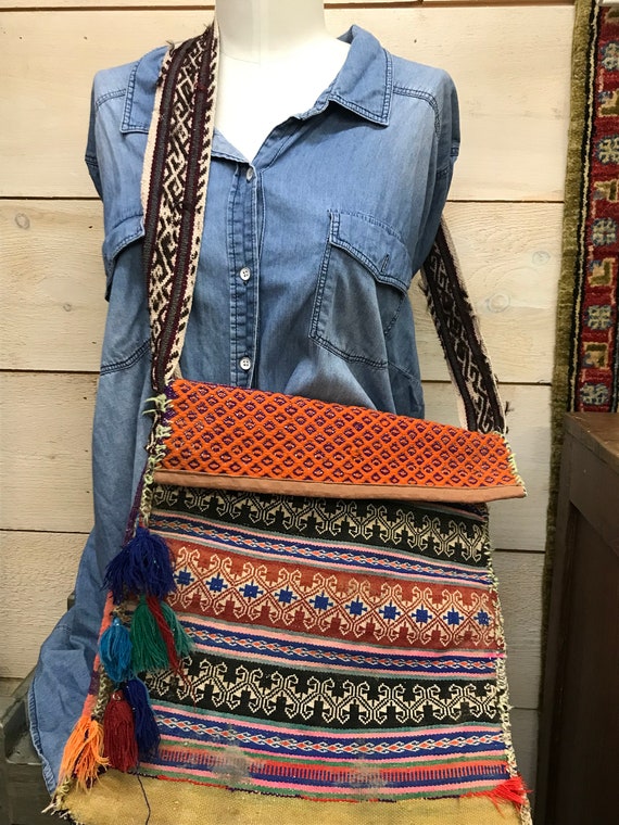 Vintage Kilim Crossbody Bag | Wool Tribal Messenge