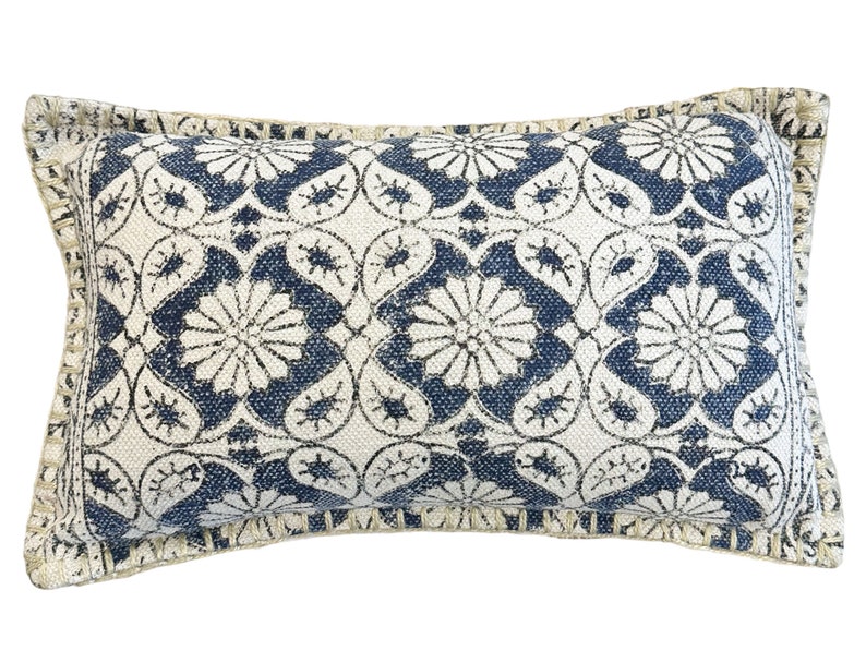 ShopAsiaWest Lumbar Pillow - Thumbnail 2