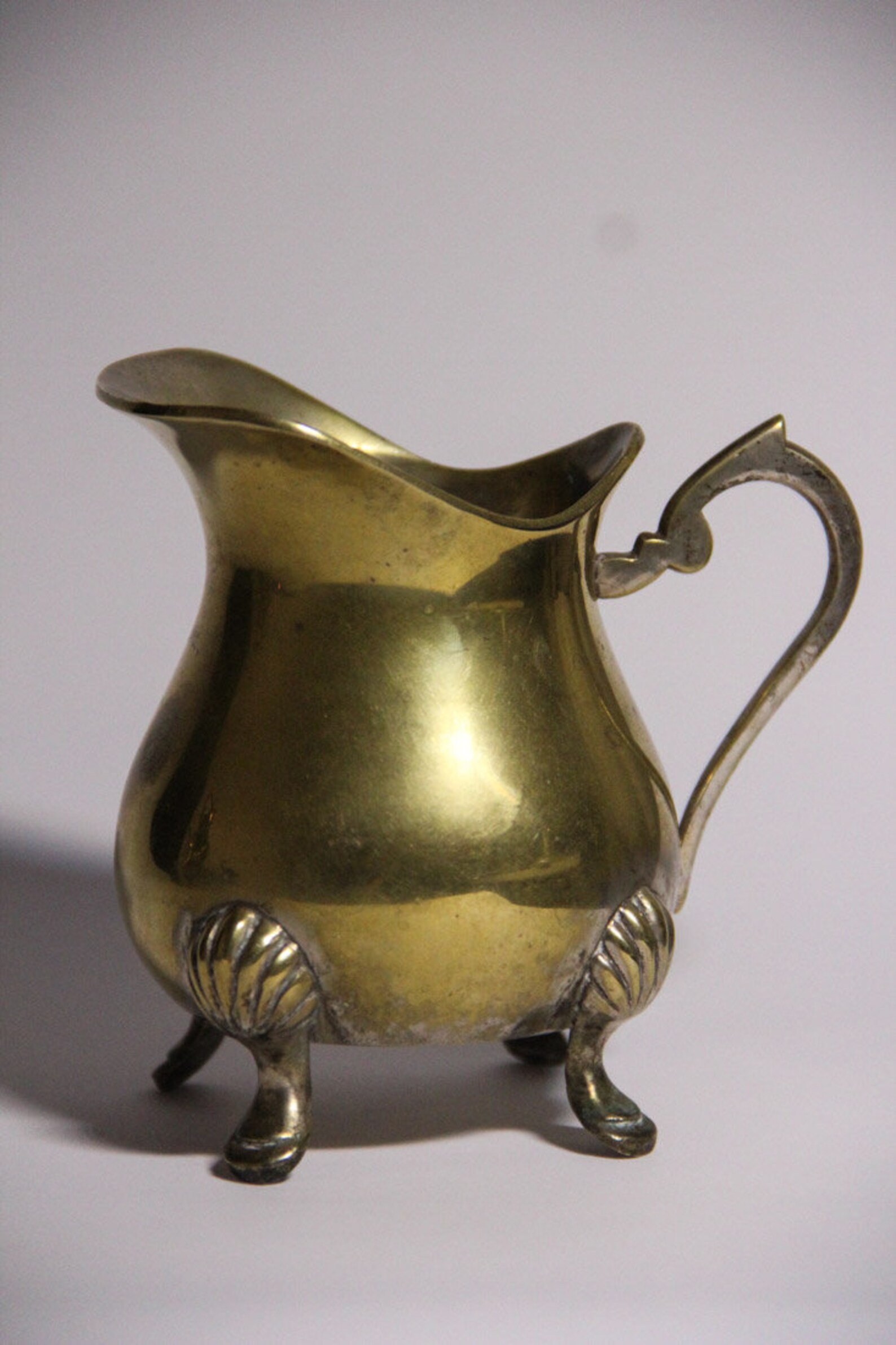 Vintage jug latón para la salsa de leche vasos antiguos | Etsy