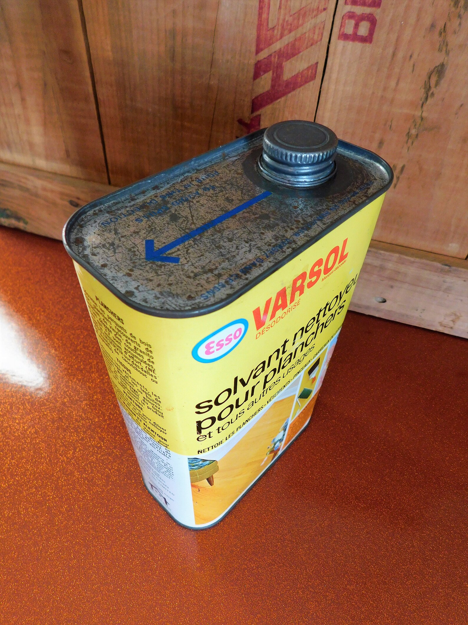 Vintage Mid Century Mod ESSO Varsol Floor Cleaner Can Etsy