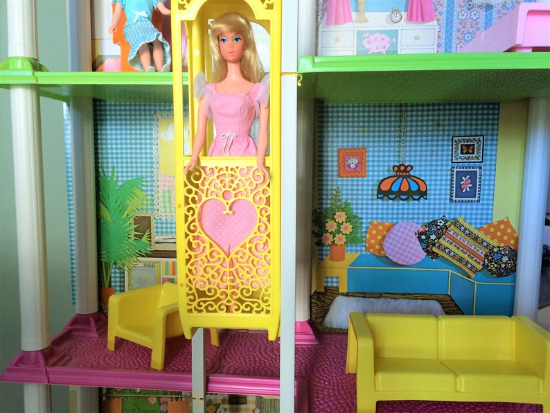 Vintage 1970's Barbie Townhouse All Three Barbie Dolls Etsy