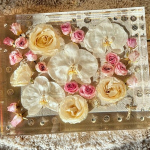 Custom Wedding Bouquet Preservation Tray, Resin Flower Tray, Wedding Flower Art Decor, Floral Wedding Art, Preserved Flowers in Resin Tray