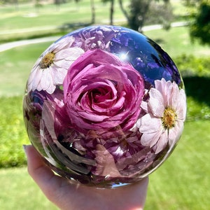 Custom Bouquet Preservation Dome, Wedding Bouquet Preservation Sphere, Preserved Flowers in Resin Half Sphere, Wedding Flower Art Decor image 2