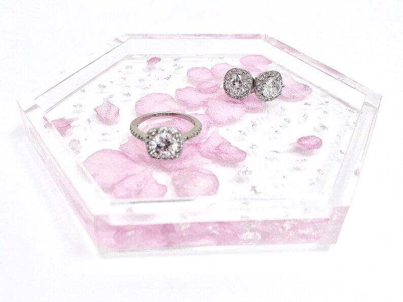 Pressed Flower Jewelry Dish Pink Flower Petal Resin Trinket Dish Hexagon Resin Flower Dish Flower Trinket Tray Silver Flower Ring Dish