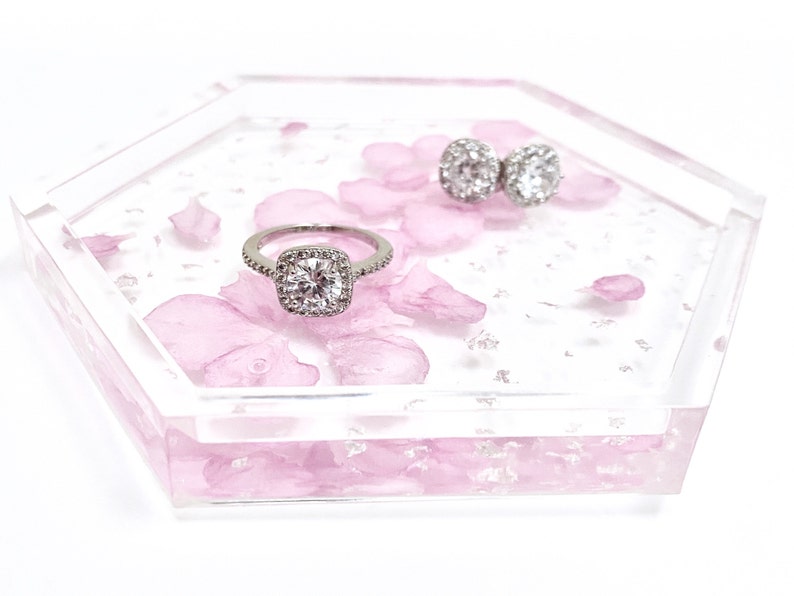 Pressed Flower Jewelry Dish Pink Flower Petal Resin Trinket Dish Hexagon Resin Flower Dish Flower Trinket Tray Silver Flower Ring Dish