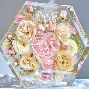Hexágono de preservación de ramo de boda personalizado, preservación de flores de resina, recuerdo floral de decoración de arte de flores de boda, resina de flores preservadas
