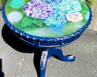Mesa auxiliar con forma de tambor, mesa auxiliar redonda, réplica antigua de mesa auxiliar, pintura original a mano, mesa de entrada, mesa con pedestal