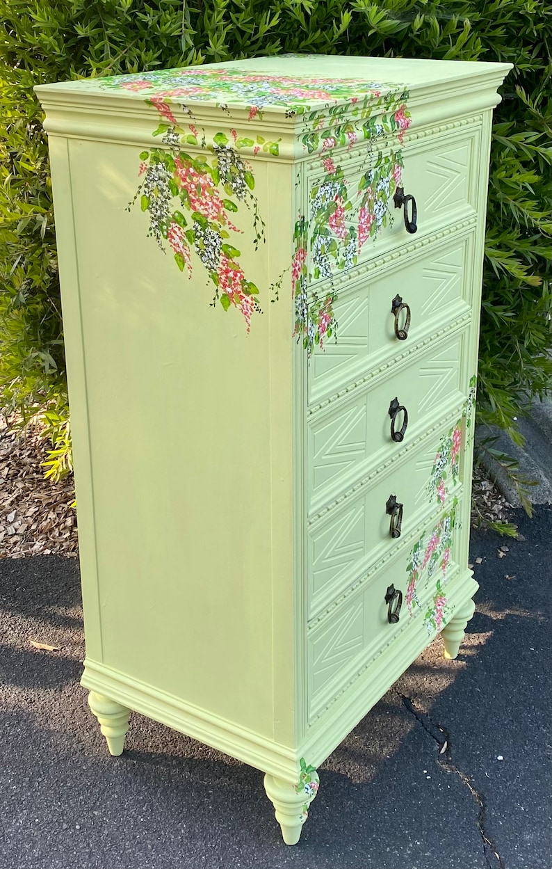 ¡Agotado! ¡Indisponible! Cofre de lencería, cómoda alta antigua, flores originales pintadas a mano, armario campestre francés, cómoda Shabby Chic imagen 6