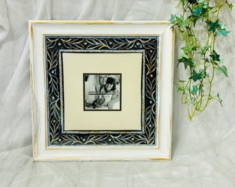 Vintage Style Picture Frame, Black & White Photo Frame, Wall Decor, Wedding Picture Frame, French Country Style Frame, Shabby Chic Frame