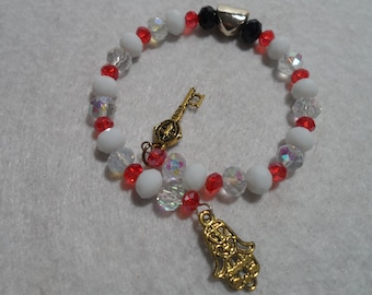 Protection Bracelet in memory wire St. Benedict's key