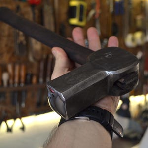 Dog Head Hammer – Precision & Durability for Blacksmiths and Metalworkers - Hand-Forged