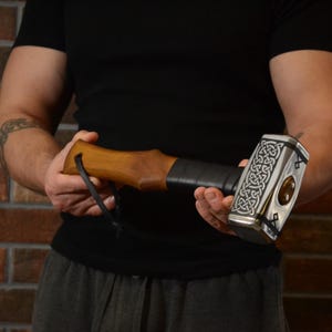 Scandinavian Engraved Hammer | Hand-Forged Blacksmith Hammer with Personalization & Wooden Gift Box