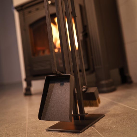 Fireplace Tool Set – Stylish Stand with Broom, Shovel, and Poker