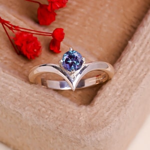 Women Alexandrite Ring - Teal Purple Alexandrite - Sterling Silver- Engagement Ring - June Birthstone - Anniversary - Gift for Her