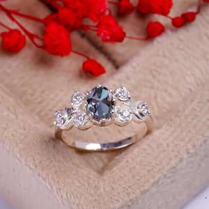 Silver Alexandrite Ring, Wedding Ring, Oval Cut, June Birthstone, Colour Changing Ring