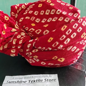 Red Bandhani Safa Turban: Hand-Tied Rajasthani Wedding Pagari