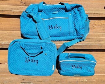 Juego de viaje personalizado de 3 piezas: bolsa de maquillaje, estuche de artículos de tocador, bolso de lona, monograma