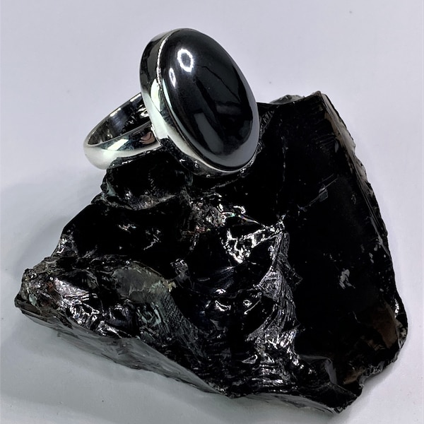 Bague en hématite et argent de grade A