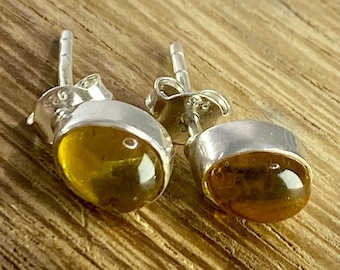 Baltic Amber Sterling Silver Stud Earrings(UV63)