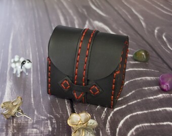 Handcrafted black treasure chest. Leather travel jewellery box. Minimalist leather ring box. Leather small travel box. Made to order