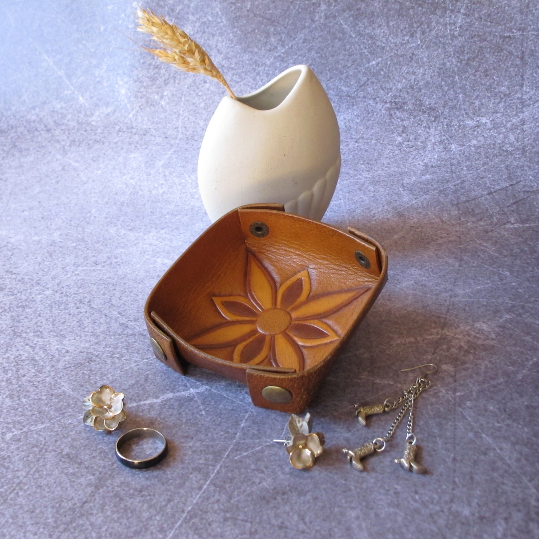 Leather Ring Dish Farmhouse Style. Jewelry Tray With Hand-embossed ...