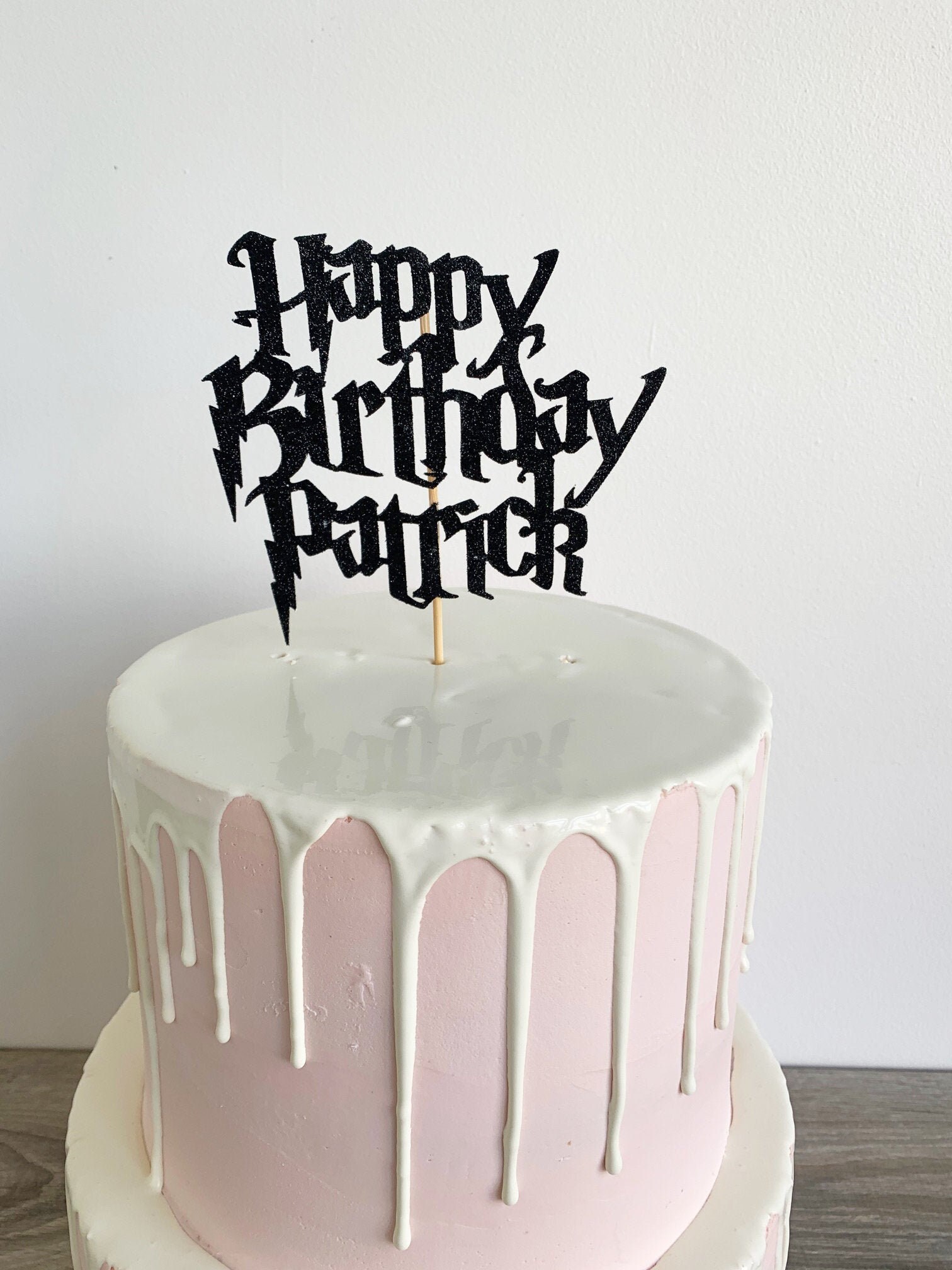 Cake with age written on it