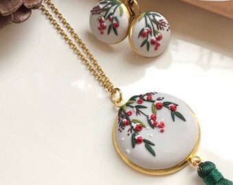 bright necklace minimalist necklace flower necklace berries necklace raspberry everyday necklace Handmade Glass Necklace Red Raspberry