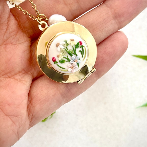Handmade Spring Locket, photo locket, gold, medallion, polymer clay, handmade necklace, spri necklace, daisy ,for her, berry, soft