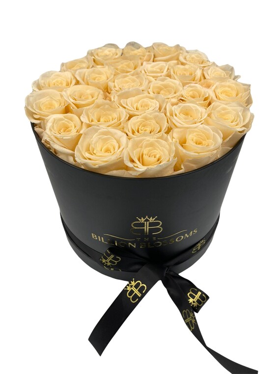 Details about   Preserved Forever Roses in a Black Box That Last 2 Years Champagne 
