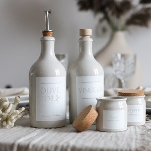 500ml stoneware bottle “Beige Elegance” – olive oil or vinegar dispenser with cork or pourer – stylish & handmade