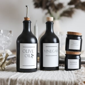 500 ml olive oil vinegar bottle / dispenser cork or pourer made of earthenware ceramic matt black