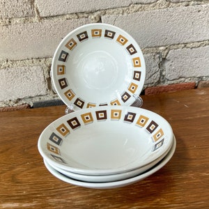 Set of 4 Johnson Brothers Made in England Snowhite, Ironstone, dessert bowls, orange and brown squares