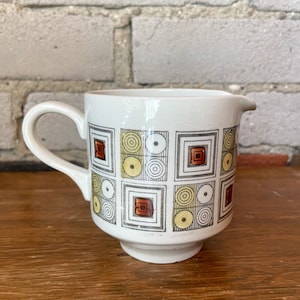 Kathie Winkle Creamer, Rushstone, Vintage, Ironstone Broadhurst, Made in England