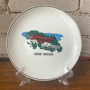 Vintage Gray Rocks Souvenir Plate