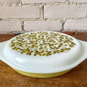 Pyrex Verde Divided Casserole Dish 1 qt with Lid