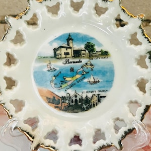 Vintage Bermuda Souvenir Plate, Collectible Decorative Dish, Island Travel Memorabilia, Travel Decor