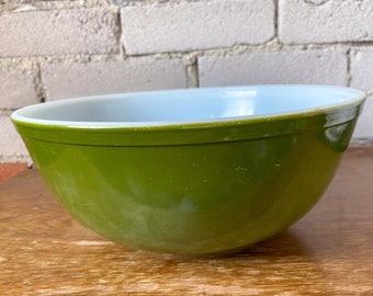 ヴィンテージ パイレックス 4クォート ミキシングボウル、アボカド