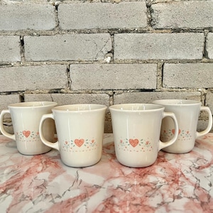 Vintage Corning Kaffeetassen Set: Forever Yours Pink Hearts, 1980er Jahre