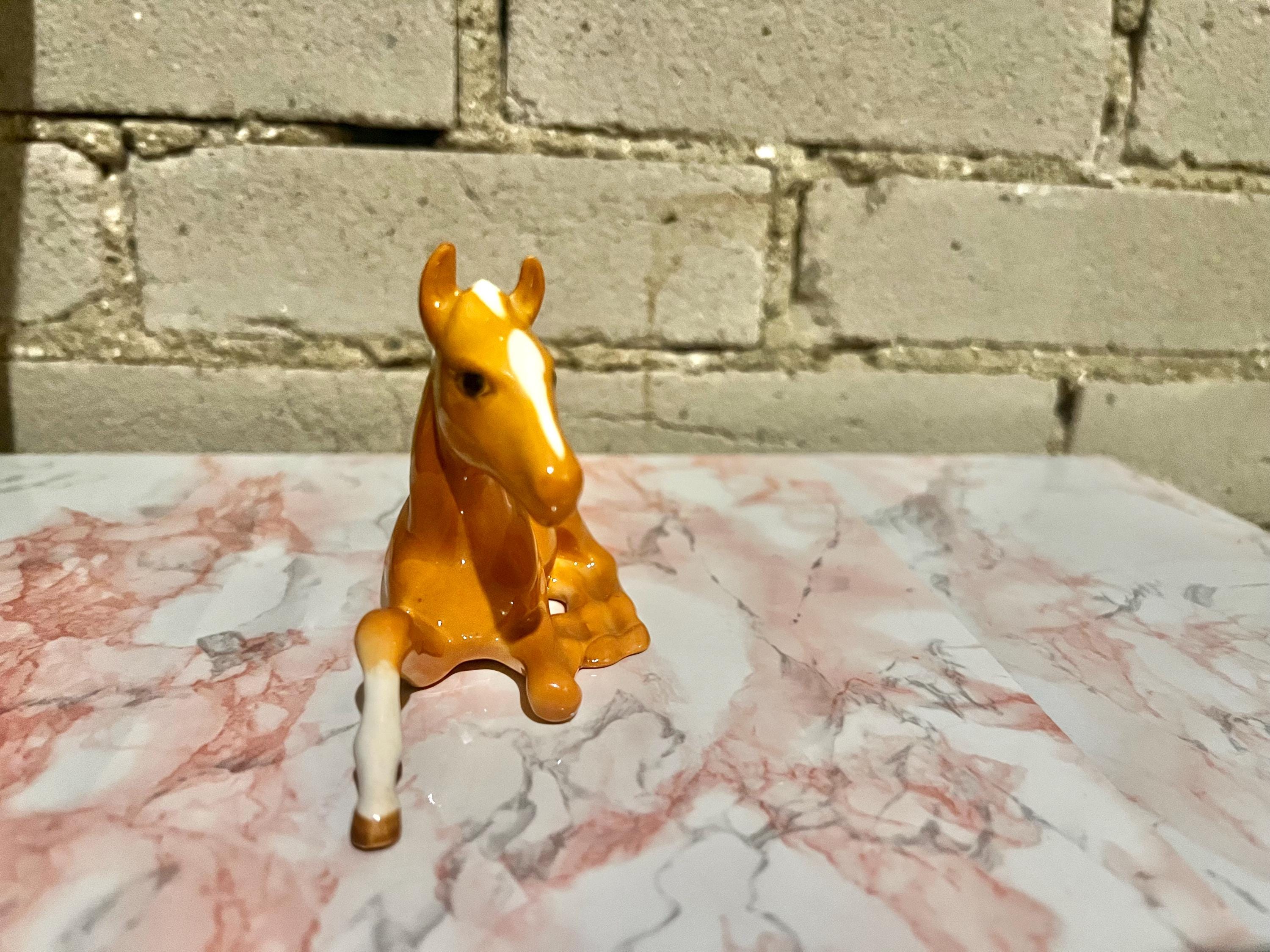 ベスウィック 915 パロミノ子馬の置物 - Etsy 日本