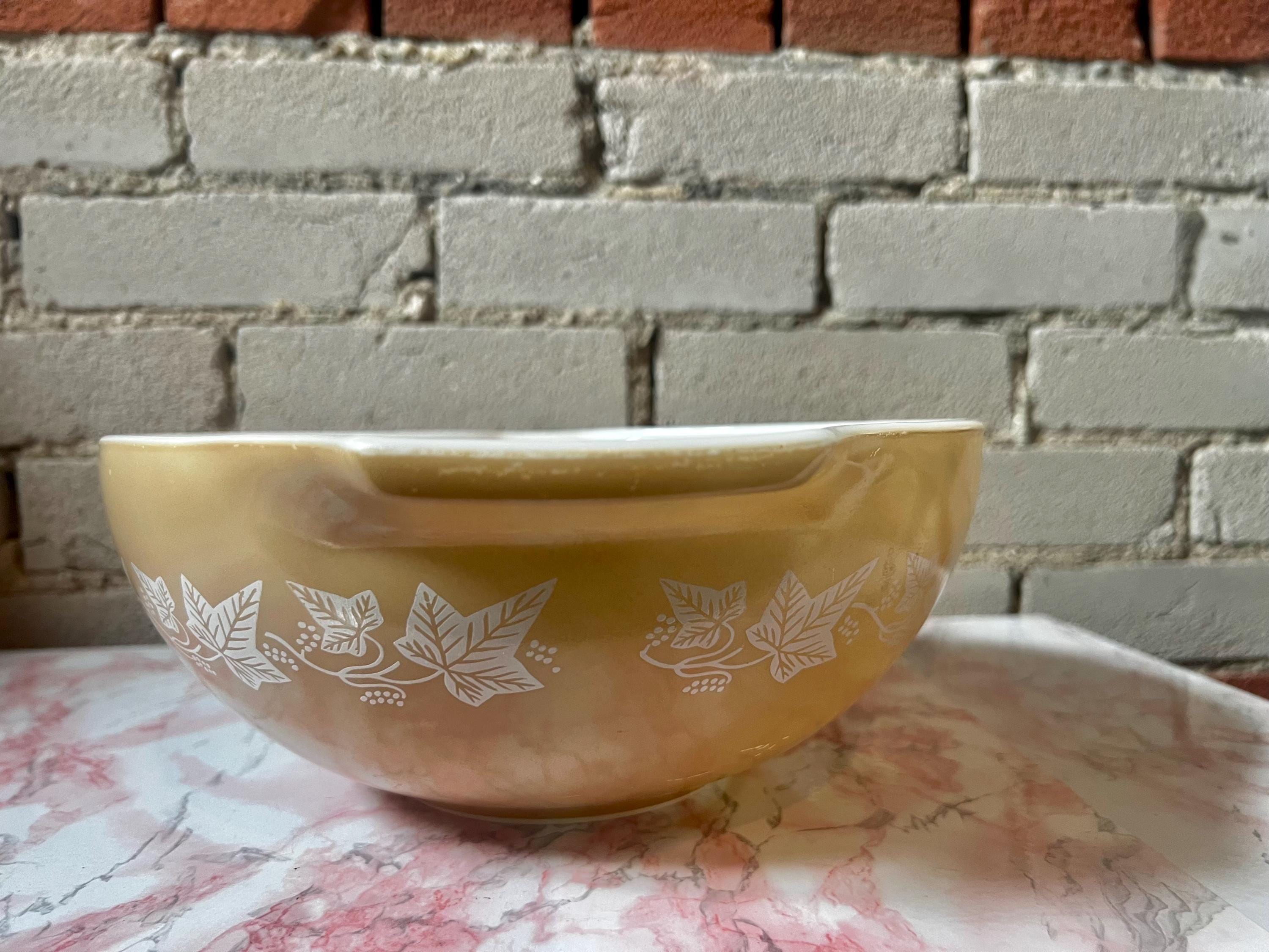 ヴィンテージ パイレックス シンデレラ ボウル：サンダルウッド 444、4