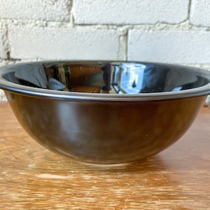 Pyrex 325, Mixing Bowl, Glass Bottom, Black Bowl