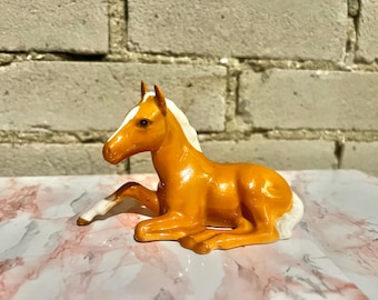 ベスウィック 915 パロミノ子馬の置物 - Etsy 日本