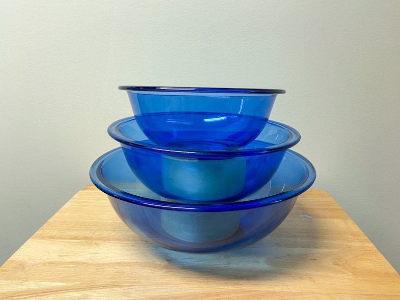 Pyrex Cobalt Blue, Transparent, 3 Piece, Mixing Bowl Set, Pyrex Pyrex Cobalt Blue, Transparent, 3 Piece, Mixing Bowl Set, Pyrex