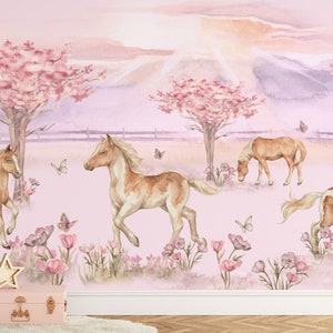 Carta da parati decorativa con cavalli per l'adesivo murale fiori farfalle