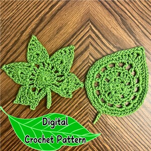 Pode incluir: Dois padrões de folhas de crochê verdes, um com forma de estrela de cinco pontas e o outro com forma de folha arredondada. O texto "Digital Crochet Pattern" é exibido em um fundo de folha verde.