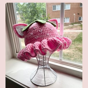 CROCHET PATTERN for the Strawberry Cat Ruffle Bucket Hat! -Ruffle Beanie PDF – Kawaii Hat – Cute Fruit Hat – Adjustable Size pattern