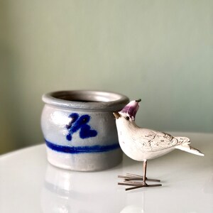 Süsser kleiner VINTAGE STEINGUTTOPF |  Schmalztopf | Landhaus Küche | Küchen Deko |  Kräutertopf |  Garten-Dekoration | 0,5 Liter